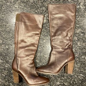 Vince Camuto tall boots- EUC
